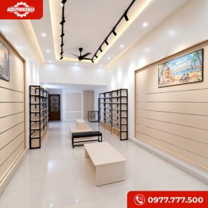 Tối ưu không gian bằng vách rãnh nhôm slatwall khi thi công shop giày dép